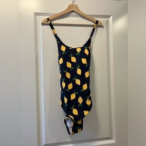Hanna Andersson Women’s One Piece Swimsuit in Navy Lemon print, Like new, EUC!